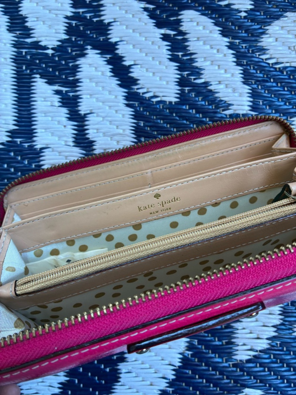 kate spade bright fuchsia zip-around wallet with gold-tone plaque - Picture 3 of 7